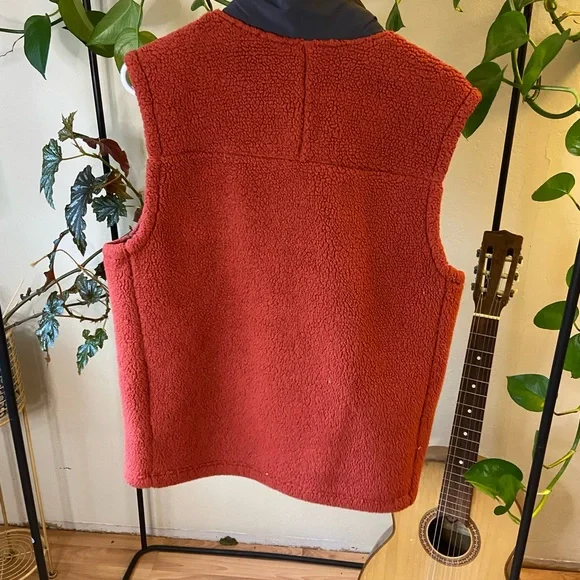 Vintage Men's Northface Fleece Vest - Picture 2 of 4